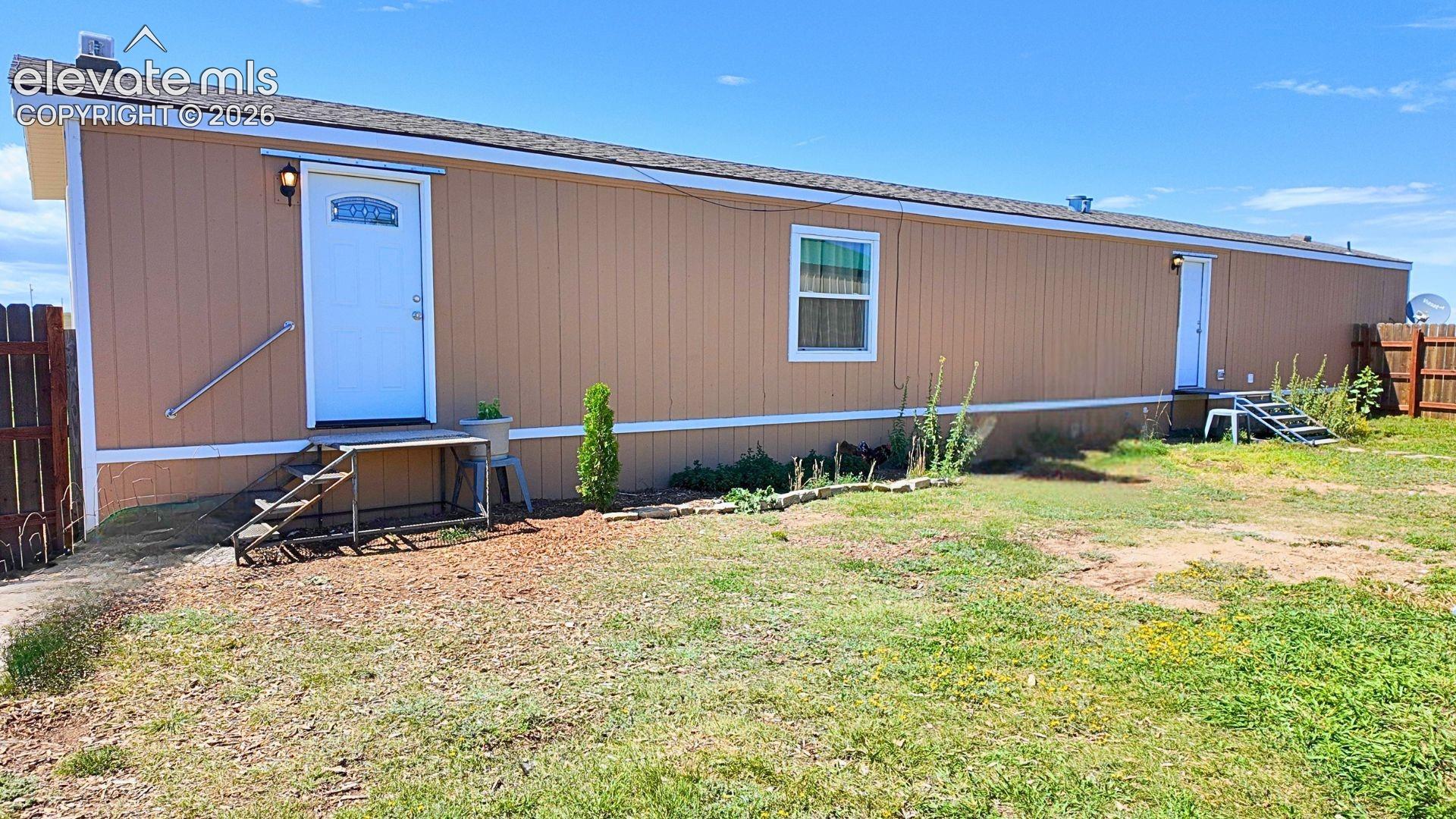 Listing photo 2 for 39030 Alta Vista Road