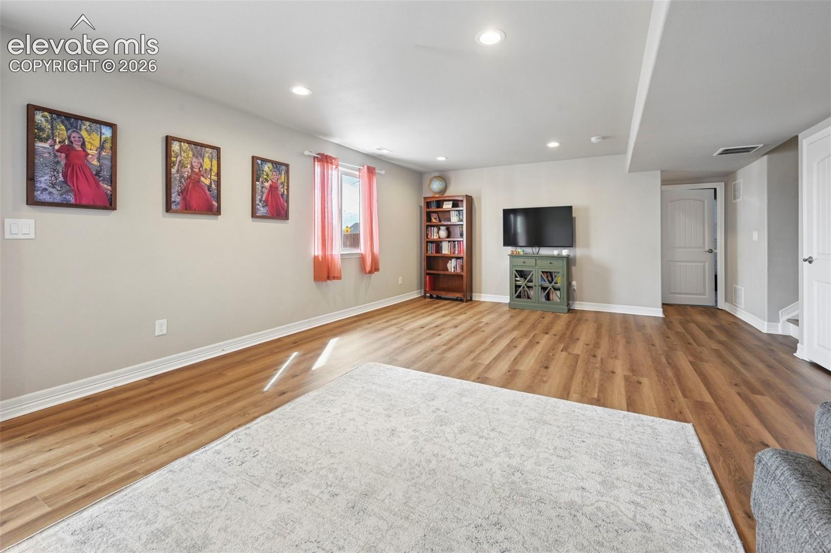 Listing photo 26 for 12755 Morning Breeze Way