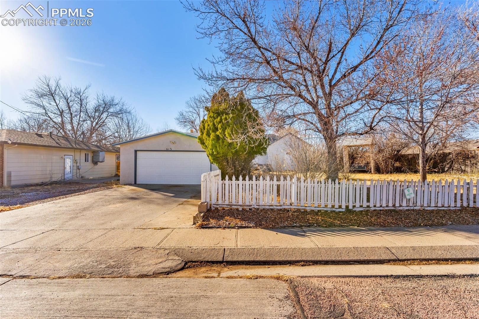 613 Barrett Avenue