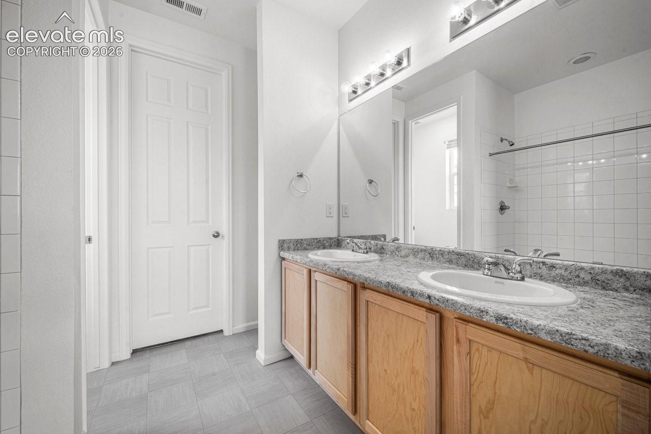 Listing photo 15 for 2209 Sunrise Lane