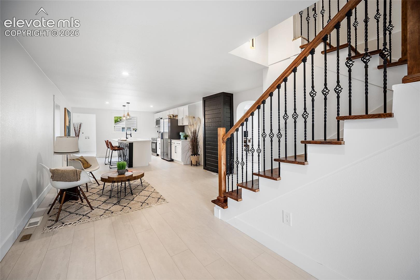 Listing photo 3 for 3630 W Walsh Place