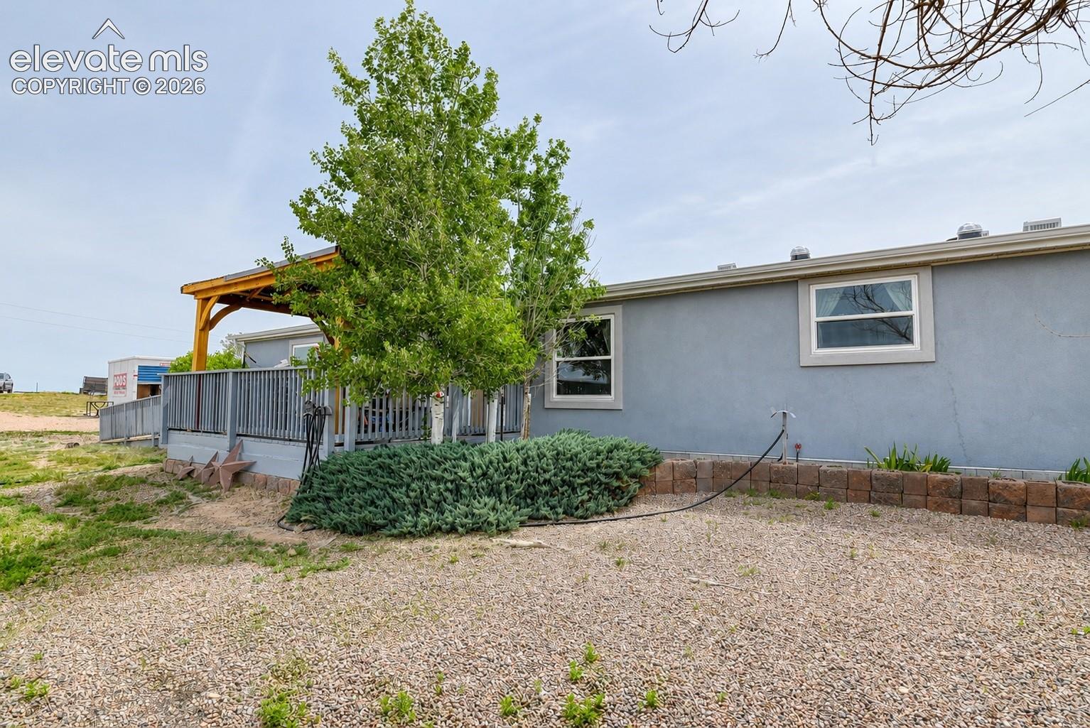 Listing photo 14 for 9672 Avenida Hermosa View