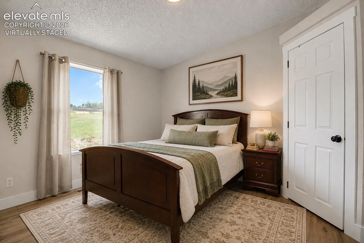 Listing photo 13 for 2329 Southpark Road