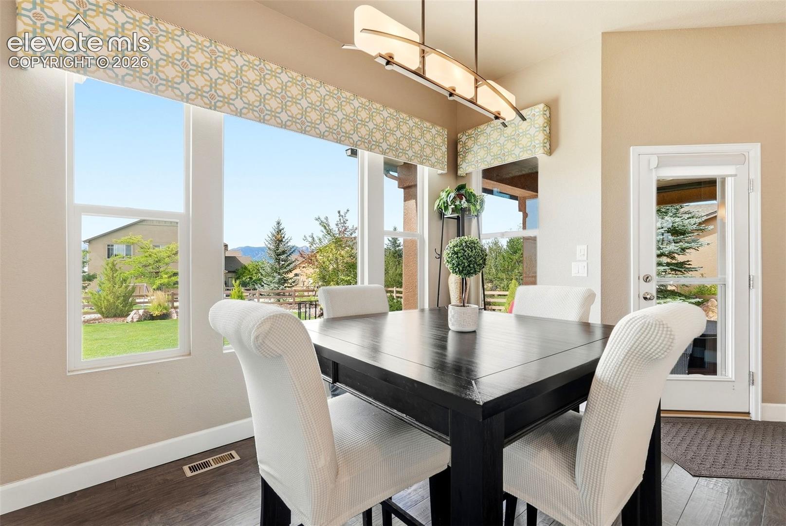 Listing photo 20 for 2477 Fieldbrook Court