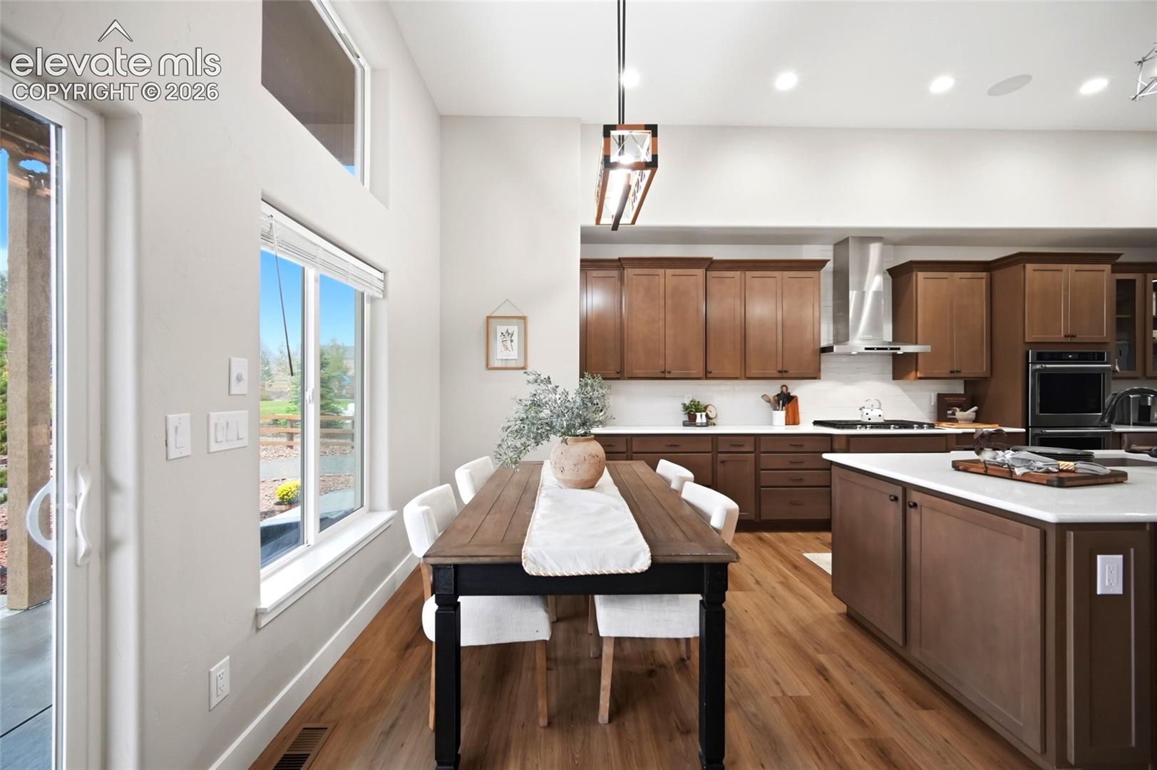 Listing photo 25 for 10540 Wrangell Circle