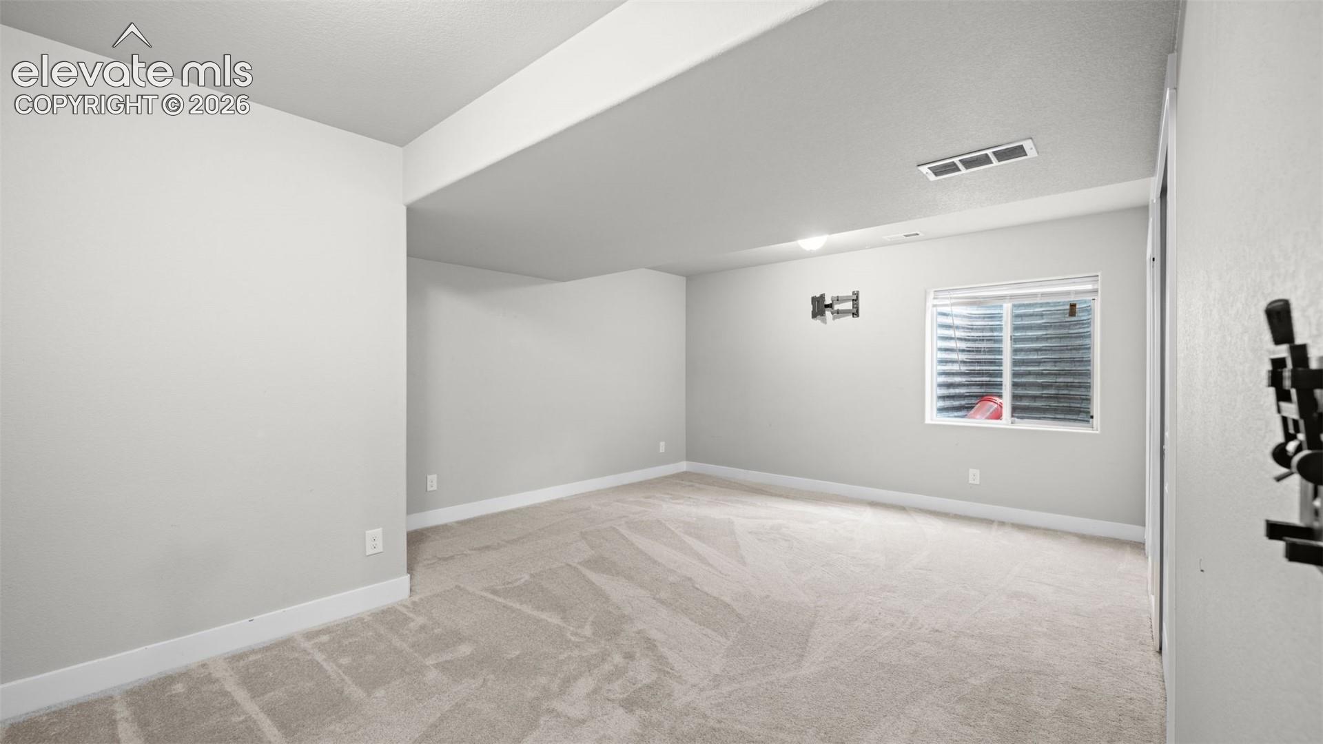 Listing photo 40 for 9773 Witherbee Drive