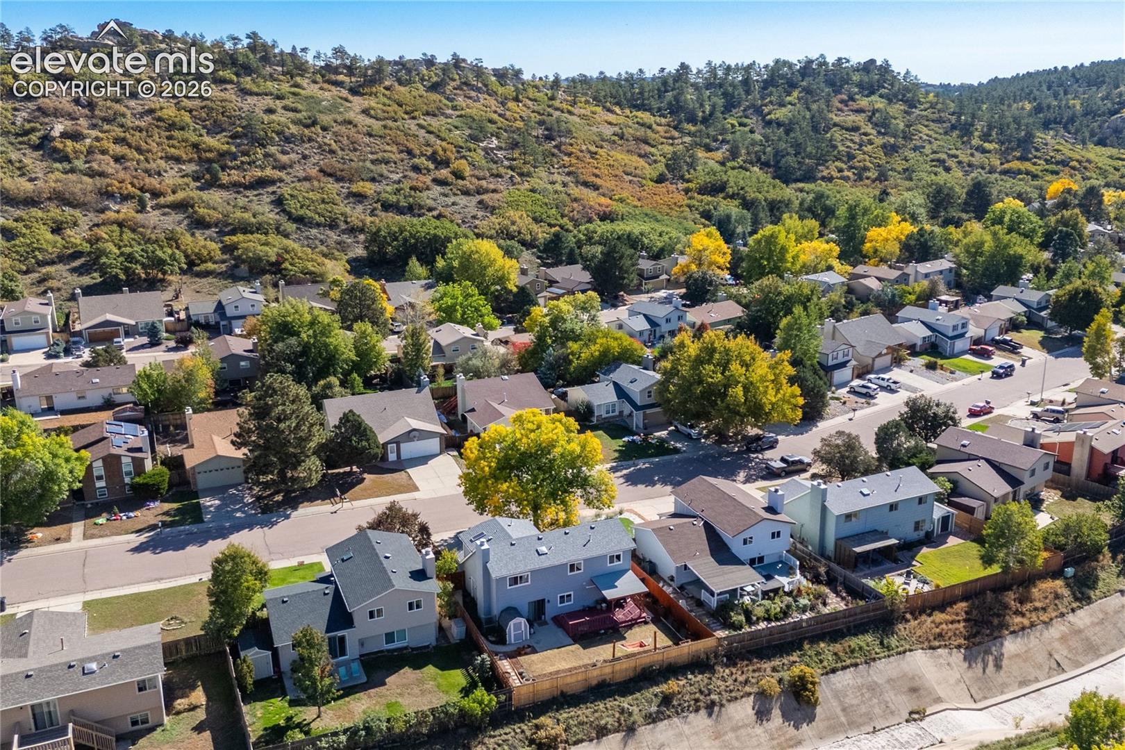 Listing photo 44 for 5870 Pemberton Way