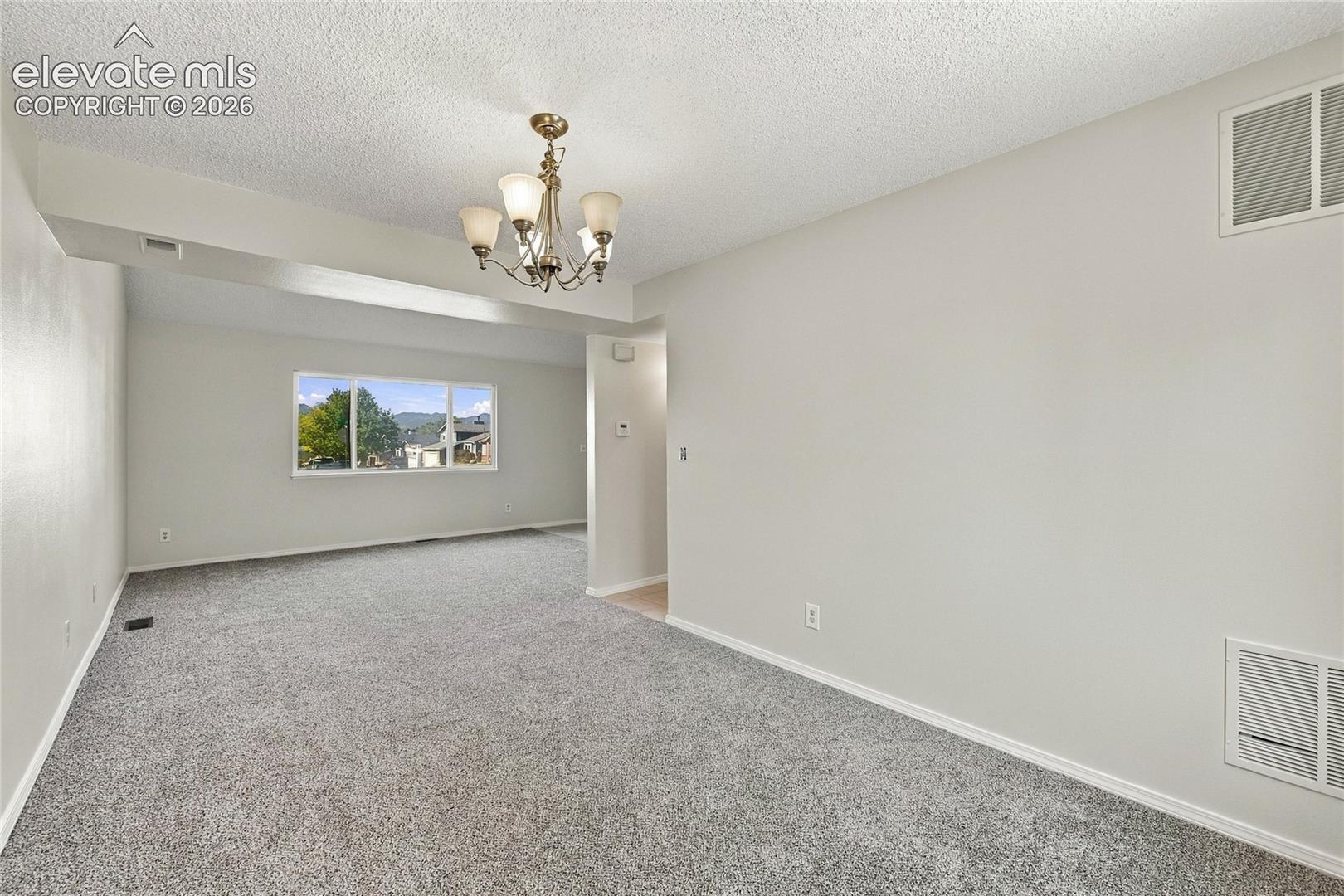 Listing photo 9 for 3705 Brisbane Drive