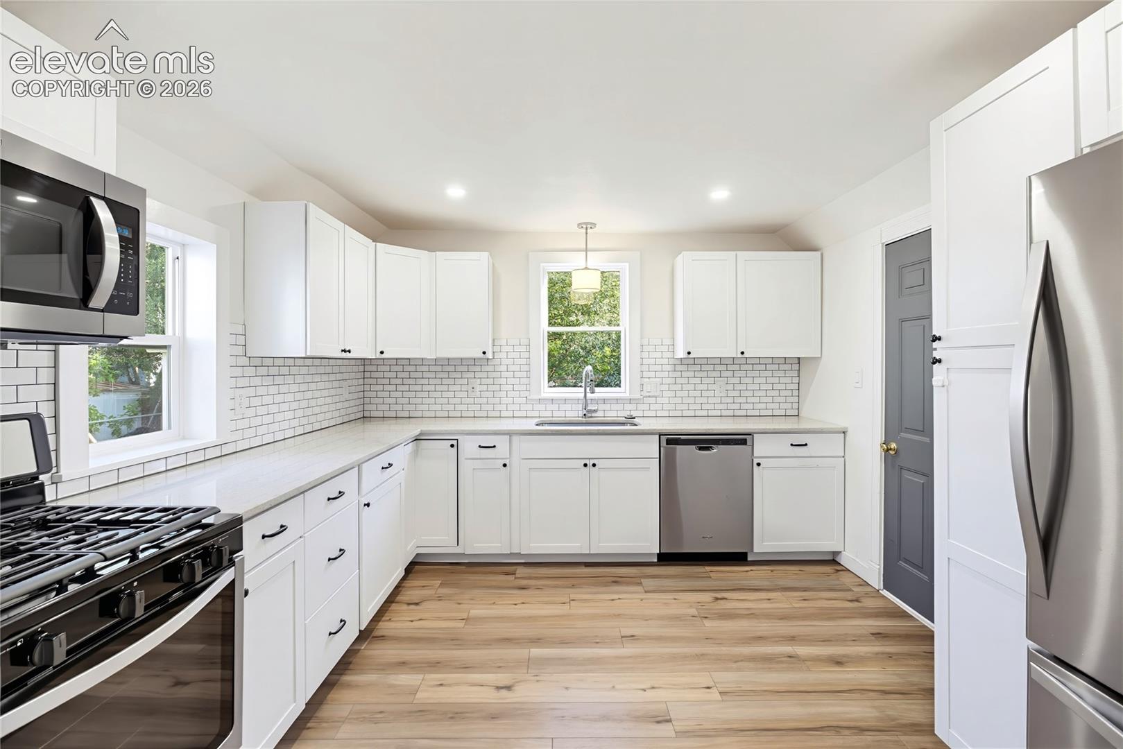 Listing photo 34 for 621 E Cache La Poudre Street
