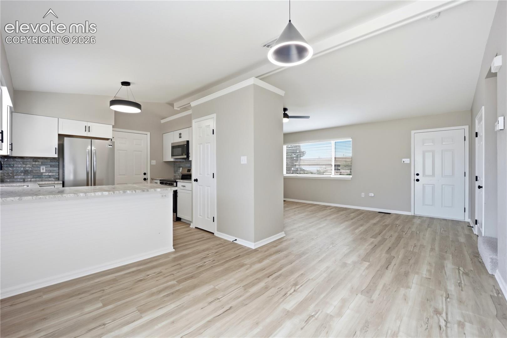 Listing photo 12 for 84 W Bonanza Drive