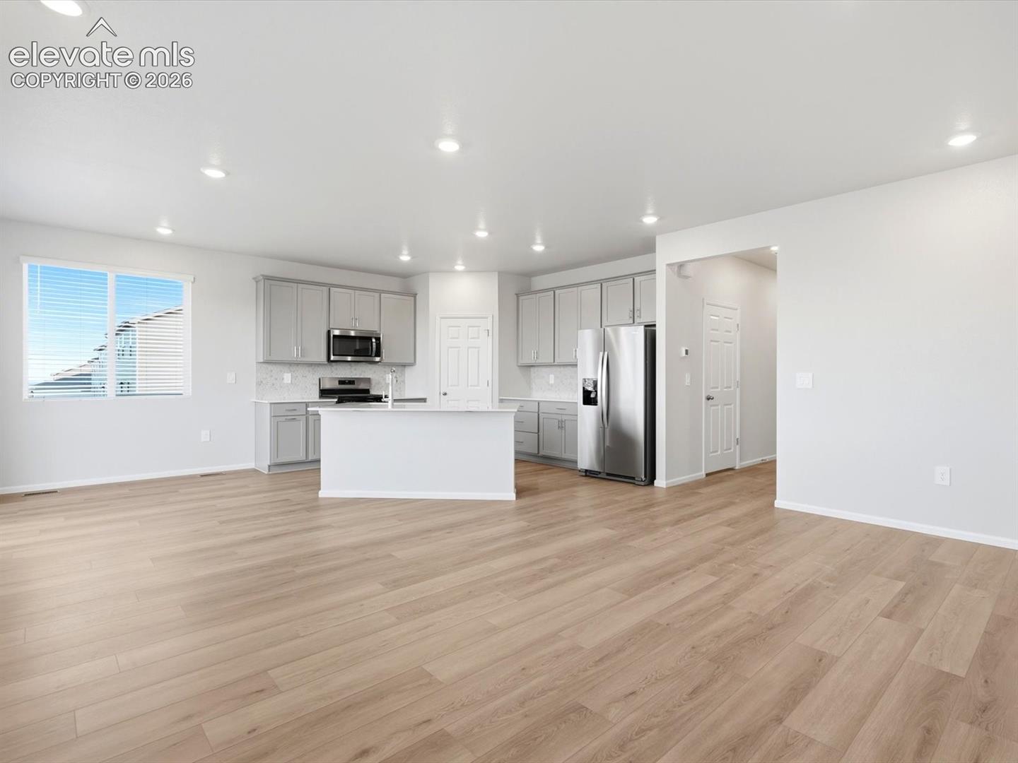 Listing photo 12 for 10803 Rolling Ranch Drive