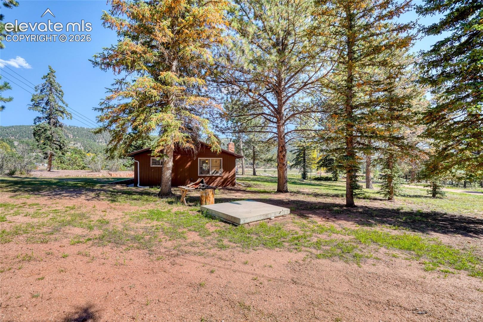 Listing photo 35 for 1867 Woodland Avenue