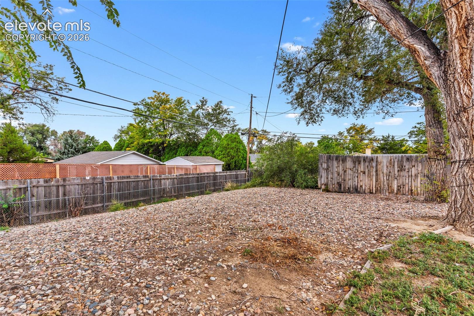 Listing photo 35 for 3 MacArthur Road