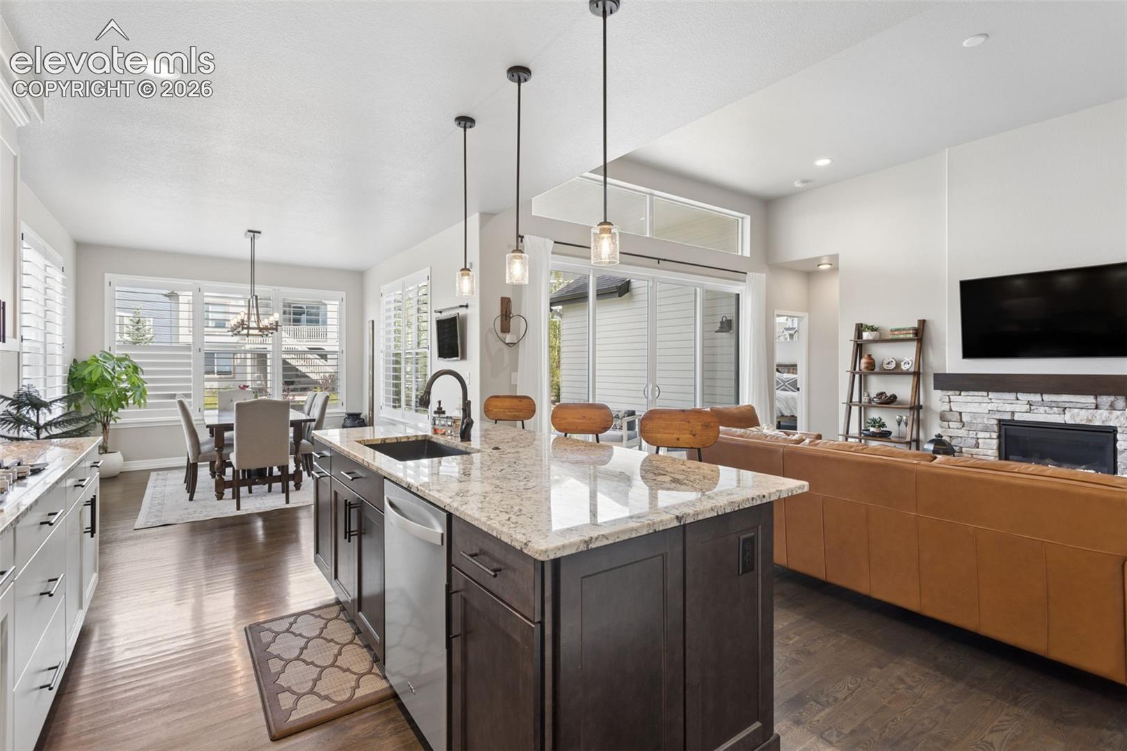 Listing photo 9 for 4564 Captain Jack Lane