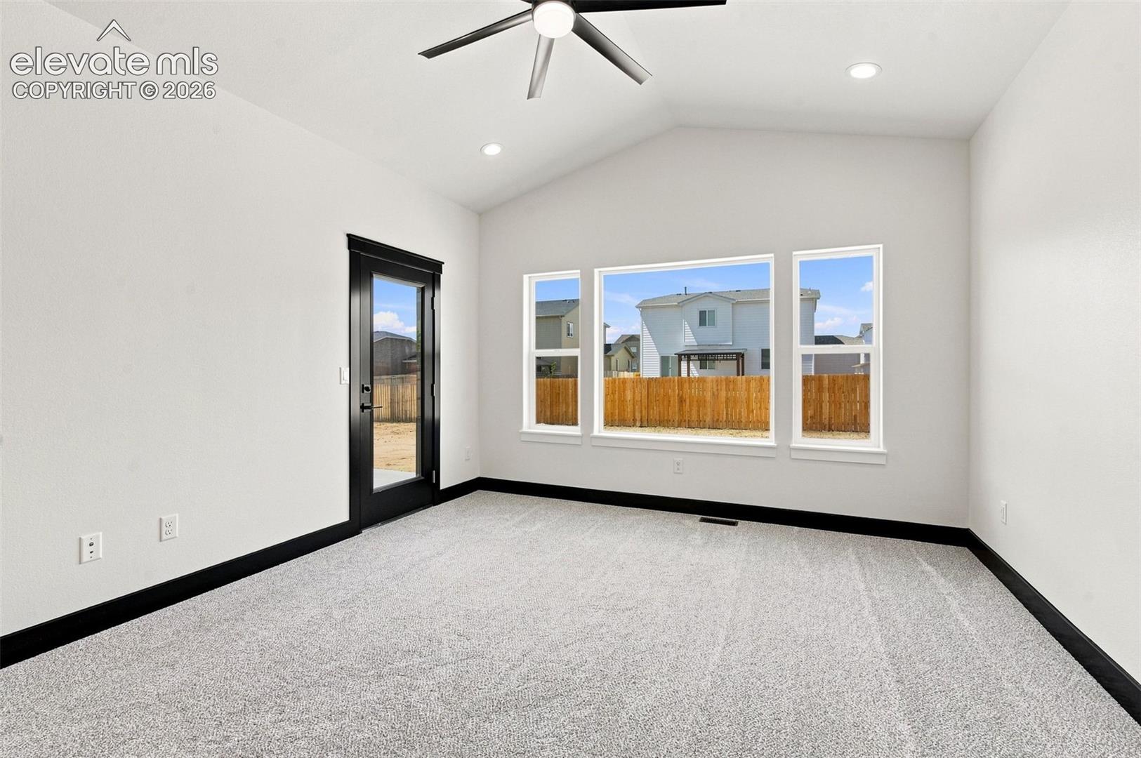Listing photo 16 for 11092 Rolling Ranch Drive