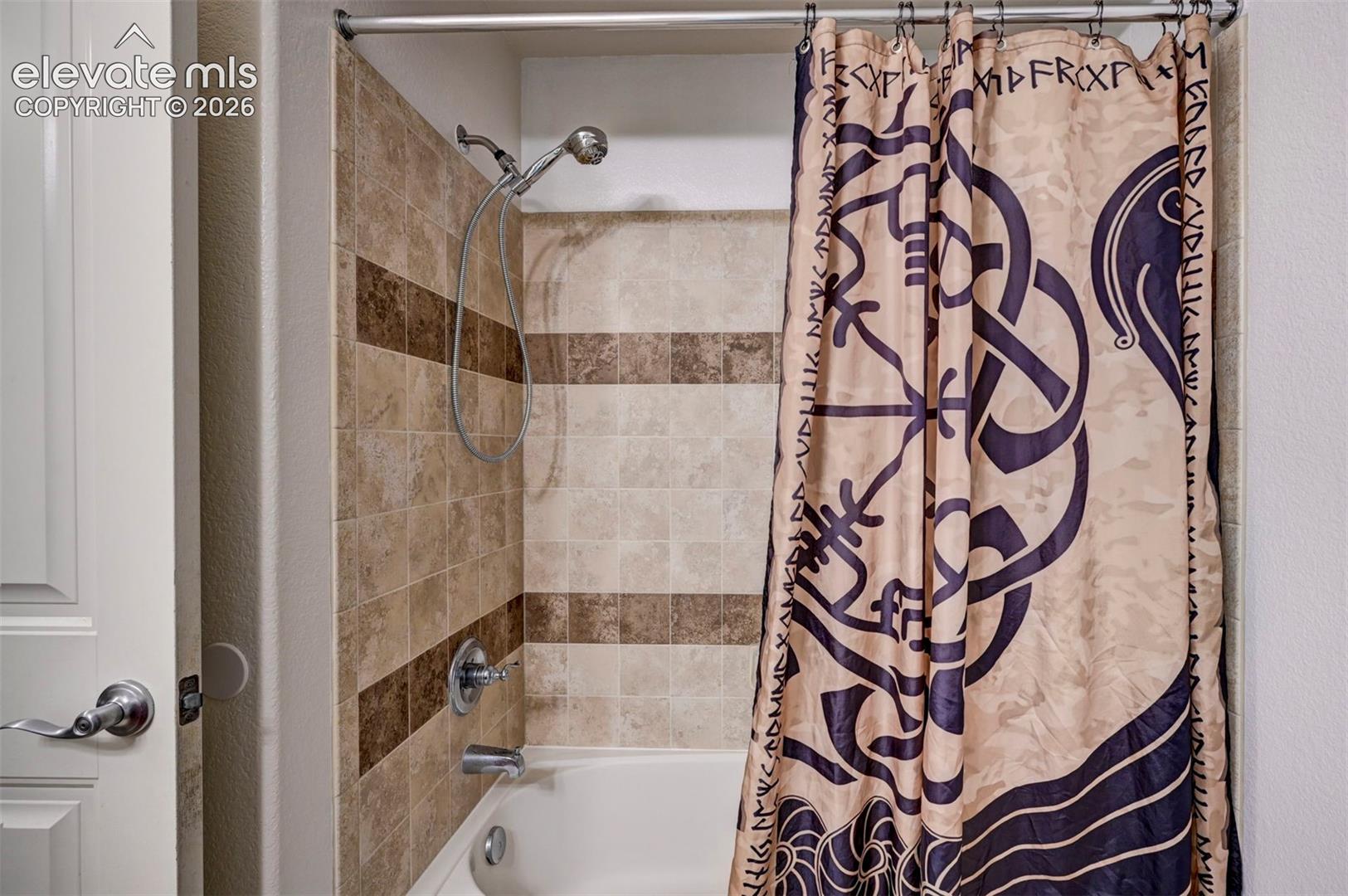 Listing photo 36 for 13713 Park Meadows Drive