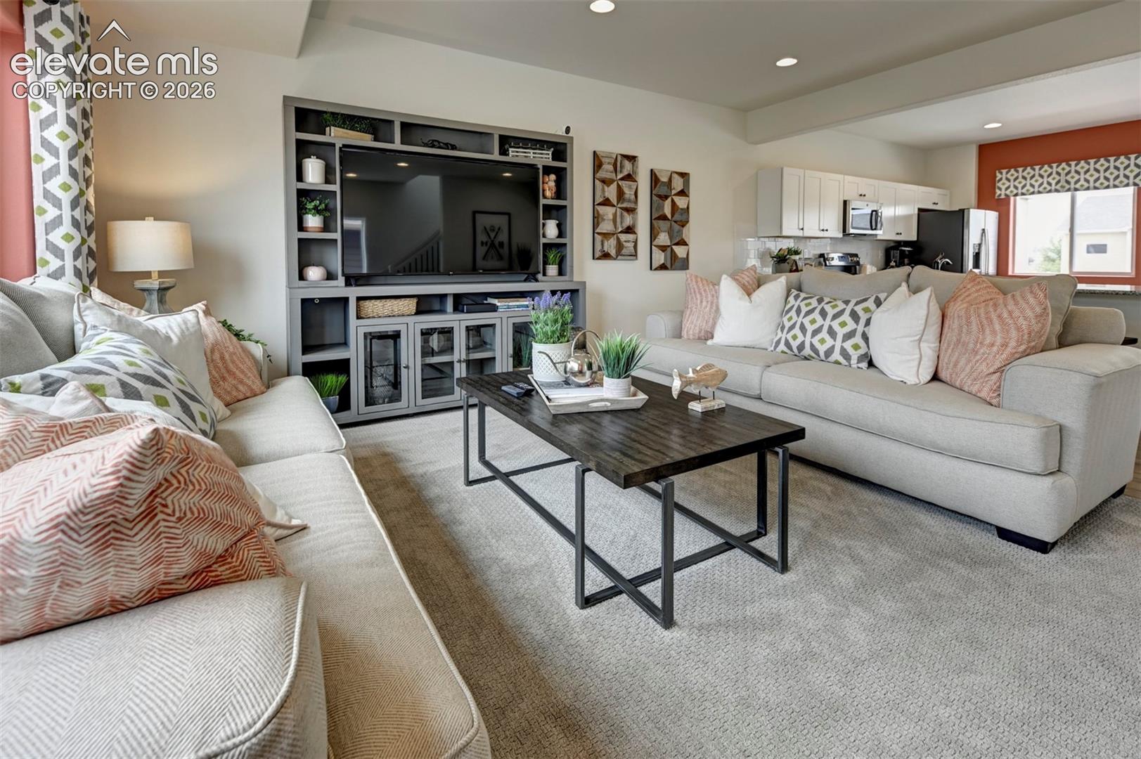 Listing photo 7 for 13674 Nederland Drive
