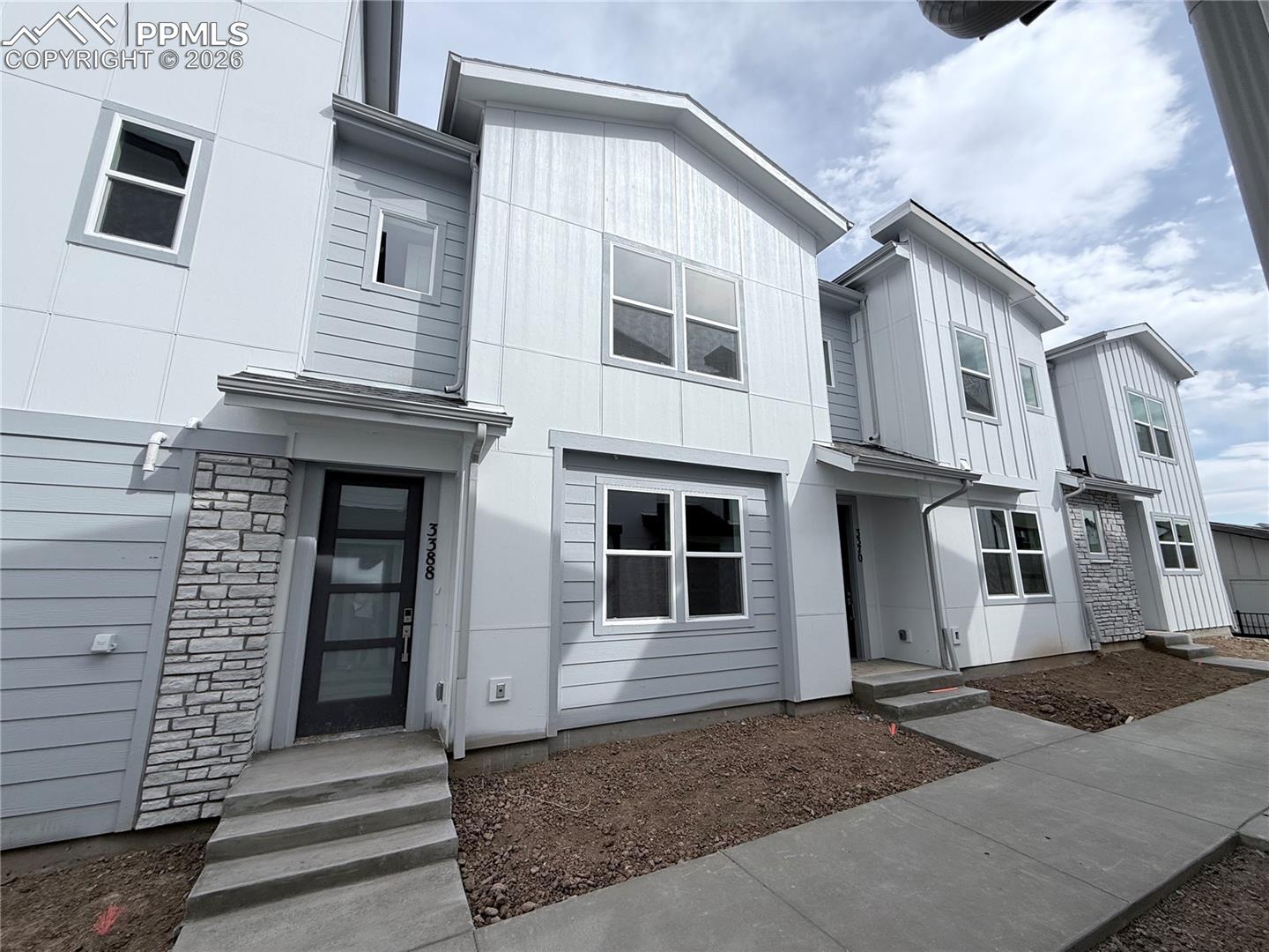 3388 Drumlin Grove
