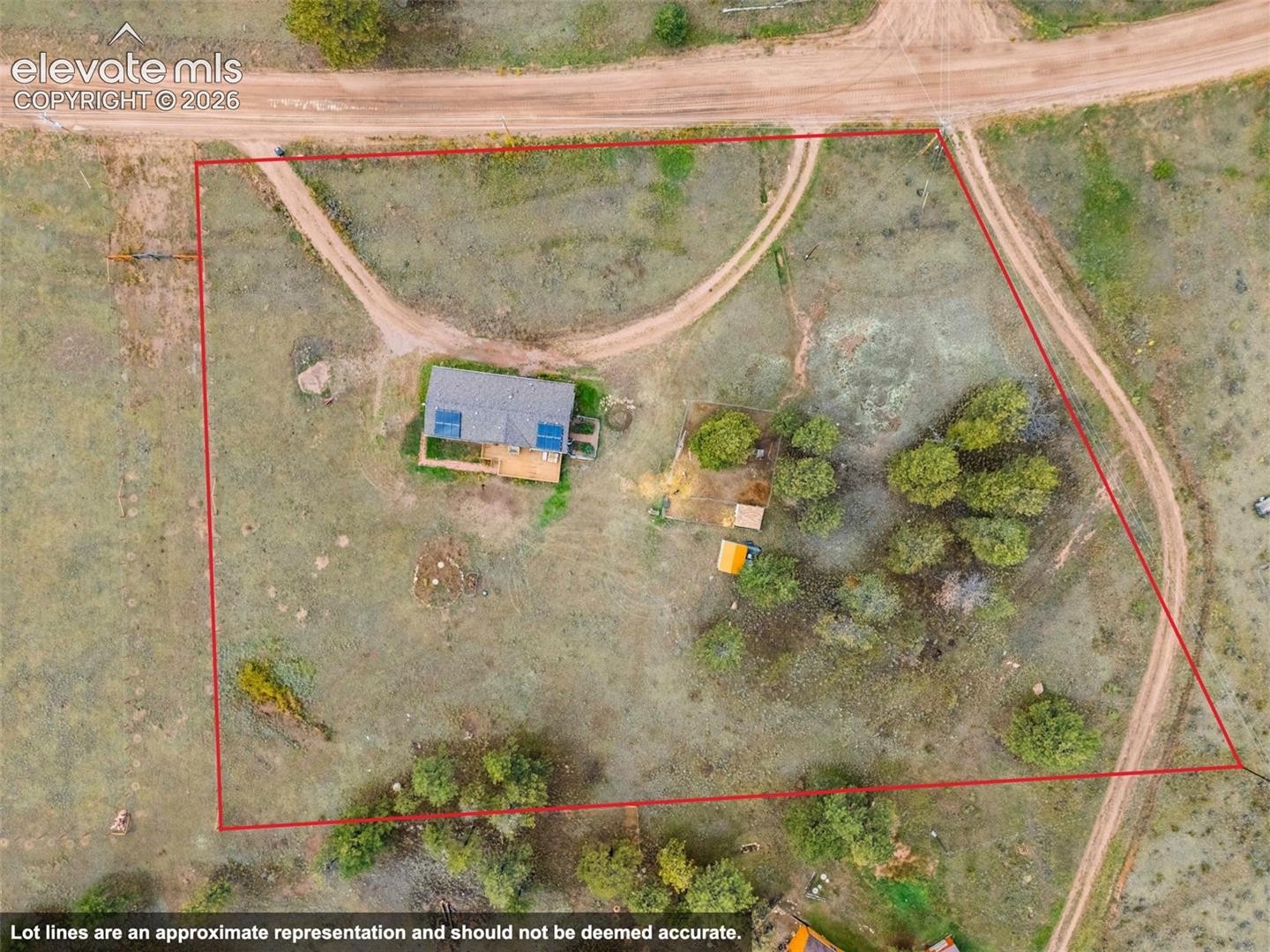 Listing photo 23 for 464 Hackamore Drive