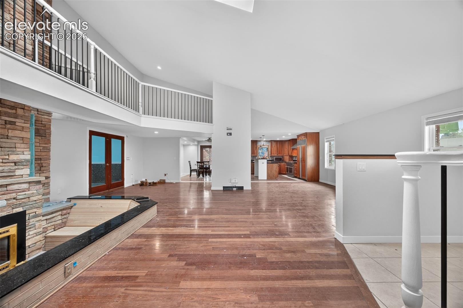 Listing photo 4 for 4180 S Monaco Parkway