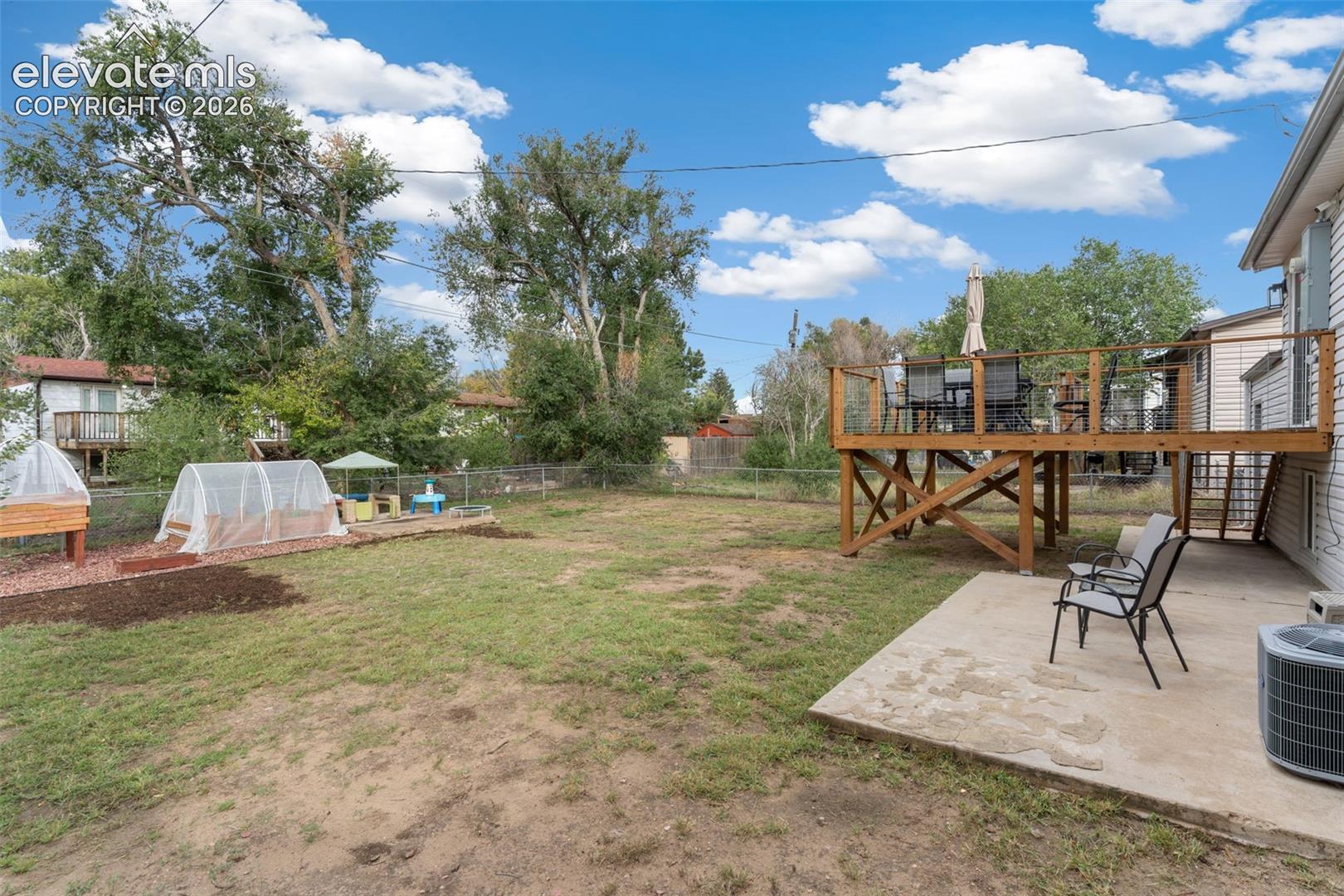 Listing photo 38 for 1596 Prado Drive