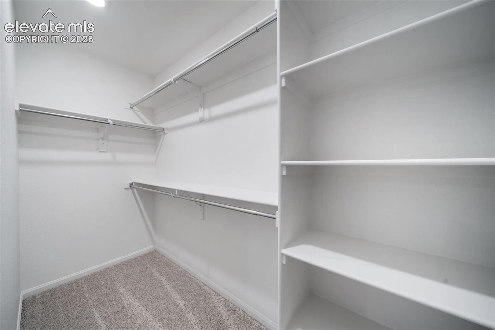 Listing photo 22 for 5811 Bowerman Lane
