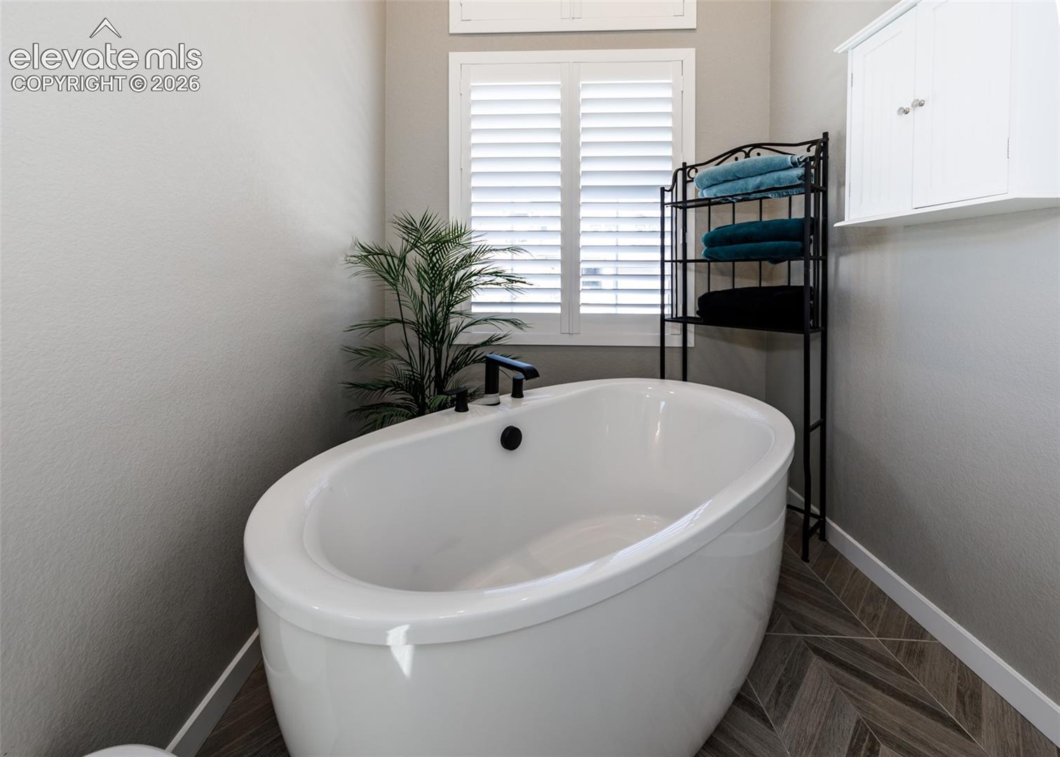 Listing photo 26 for 2363 Merlot Drive