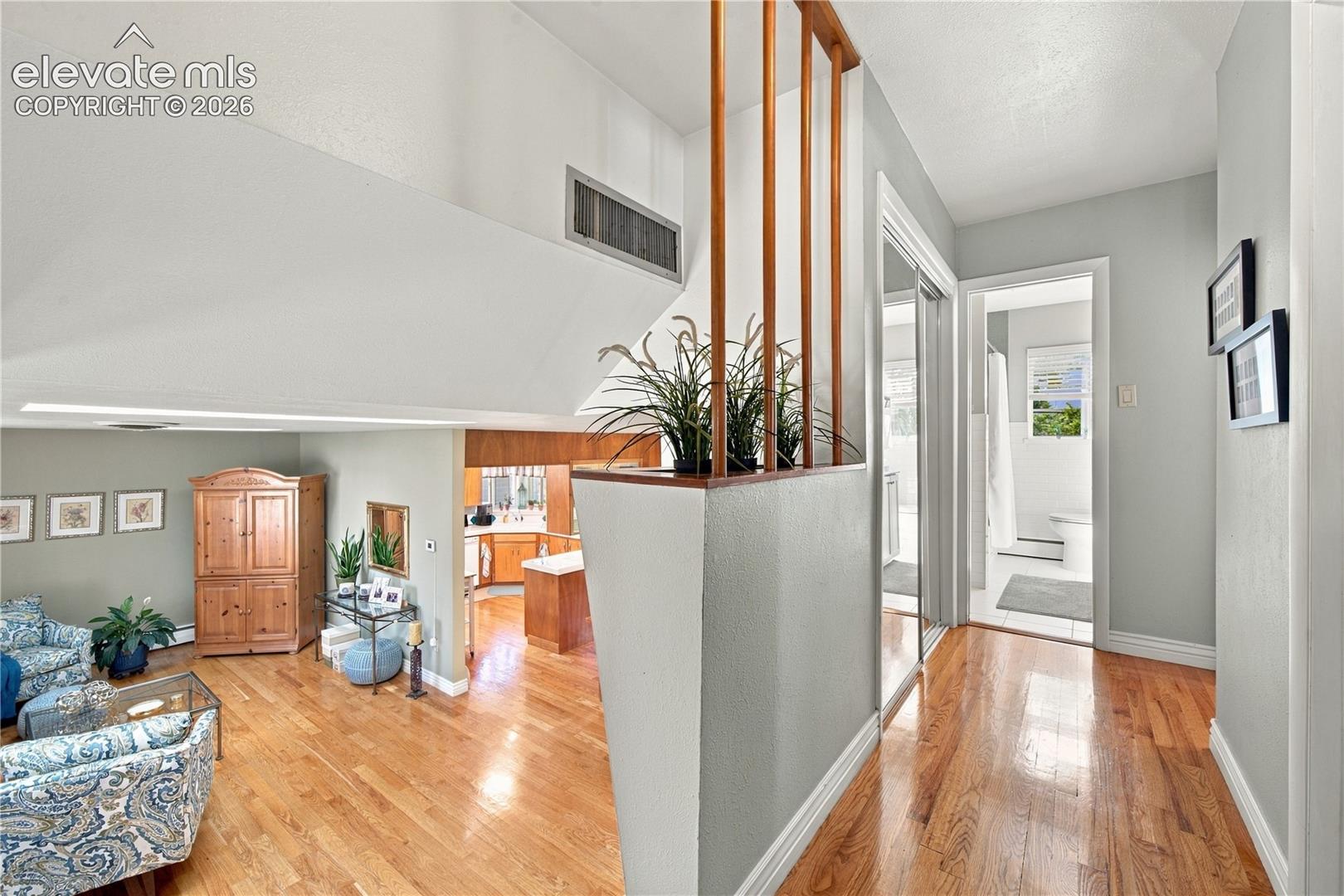 Listing photo 13 for 82 Amherst Avenue