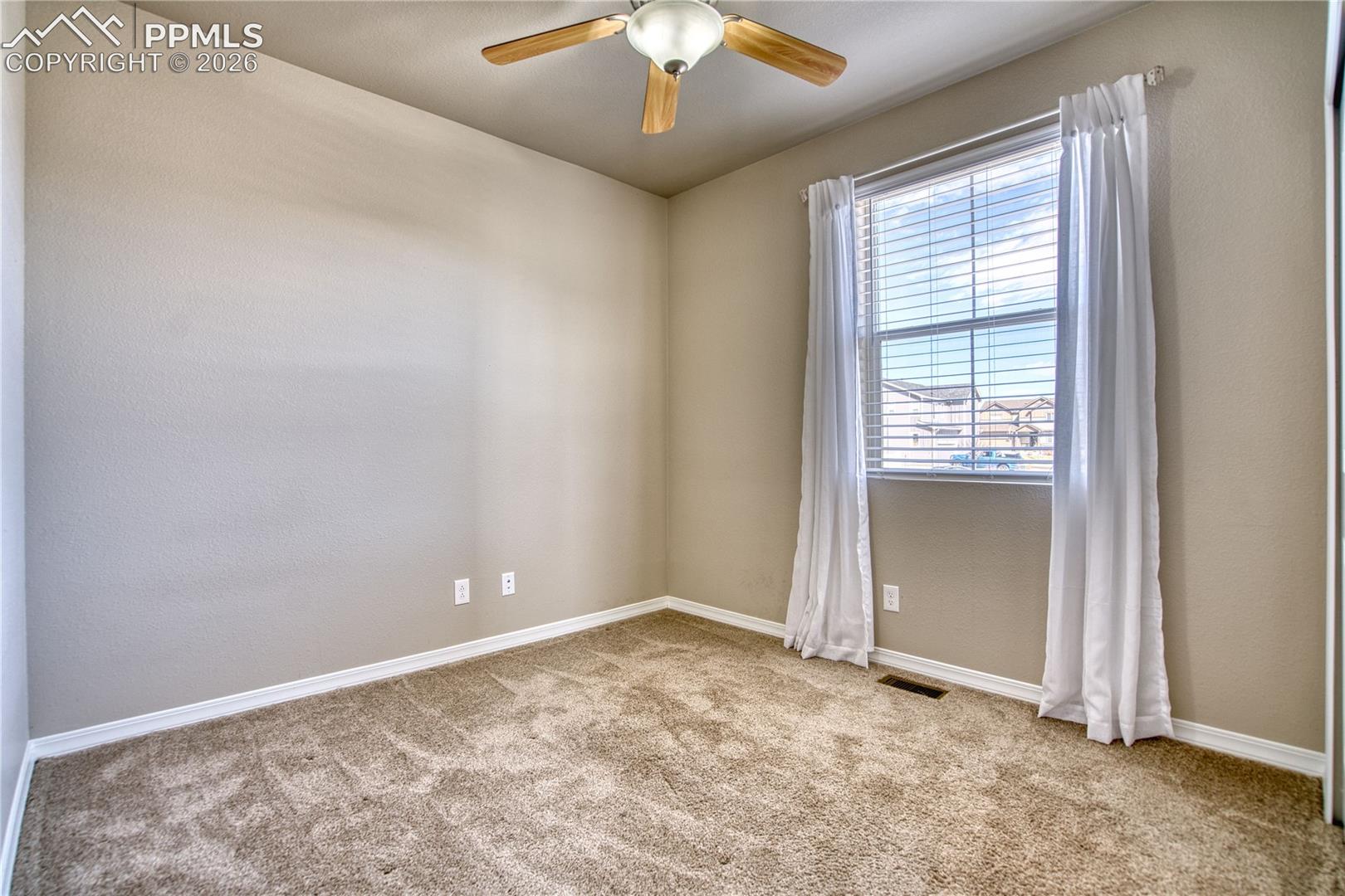 Listing photo 23 for 10104 Bluffstone Court