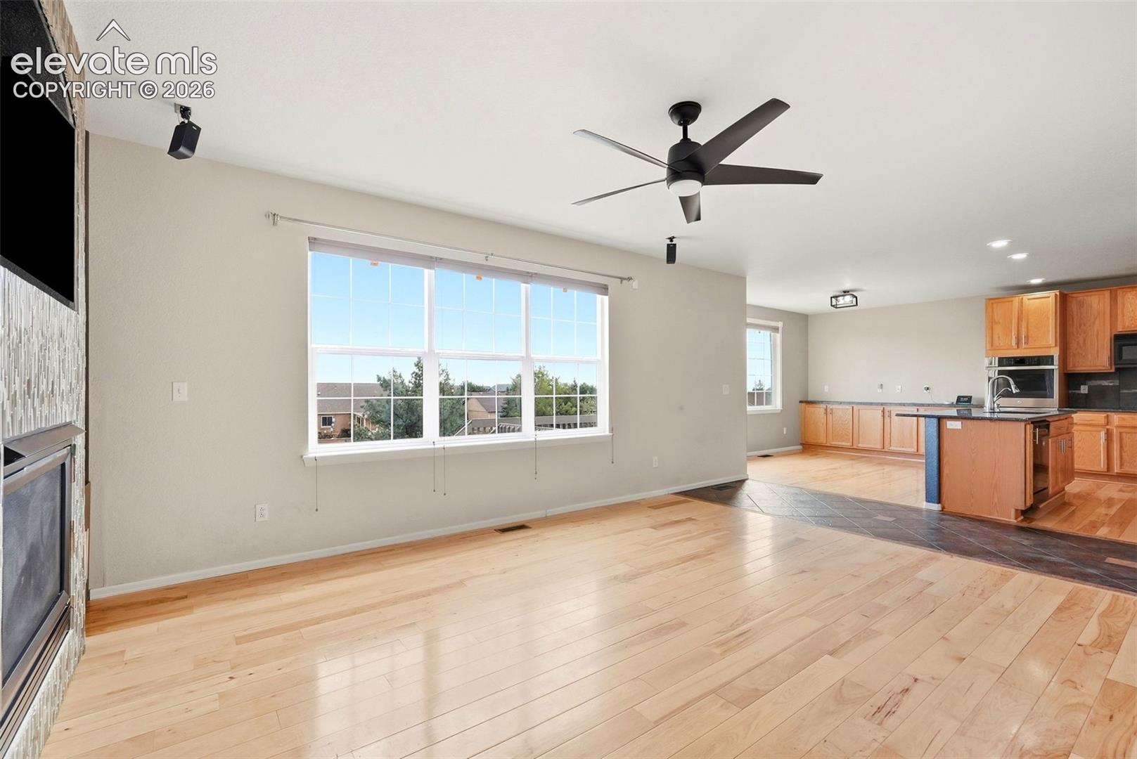 Listing photo 19 for 8931 Oakmont Road