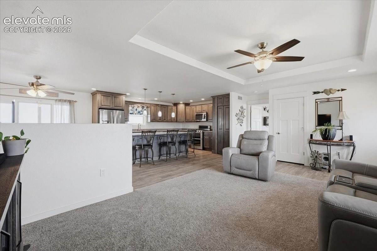 Listing photo 15 for 1516 N Platteville Boulevard