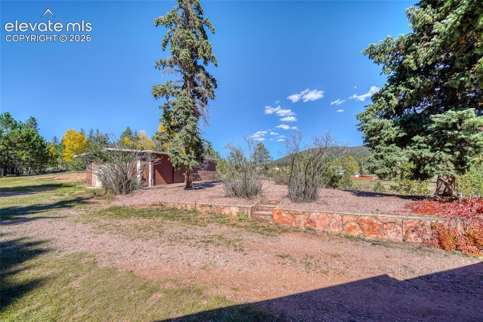 Listing photo 34 for 1867 Woodland Avenue