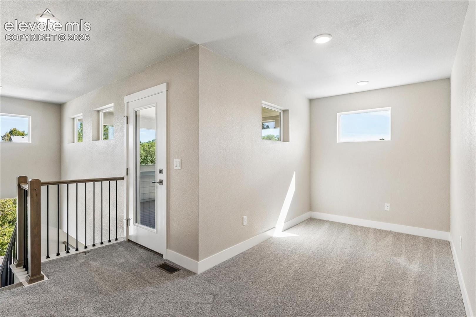 Listing photo 15 for 3023 Curly Grove