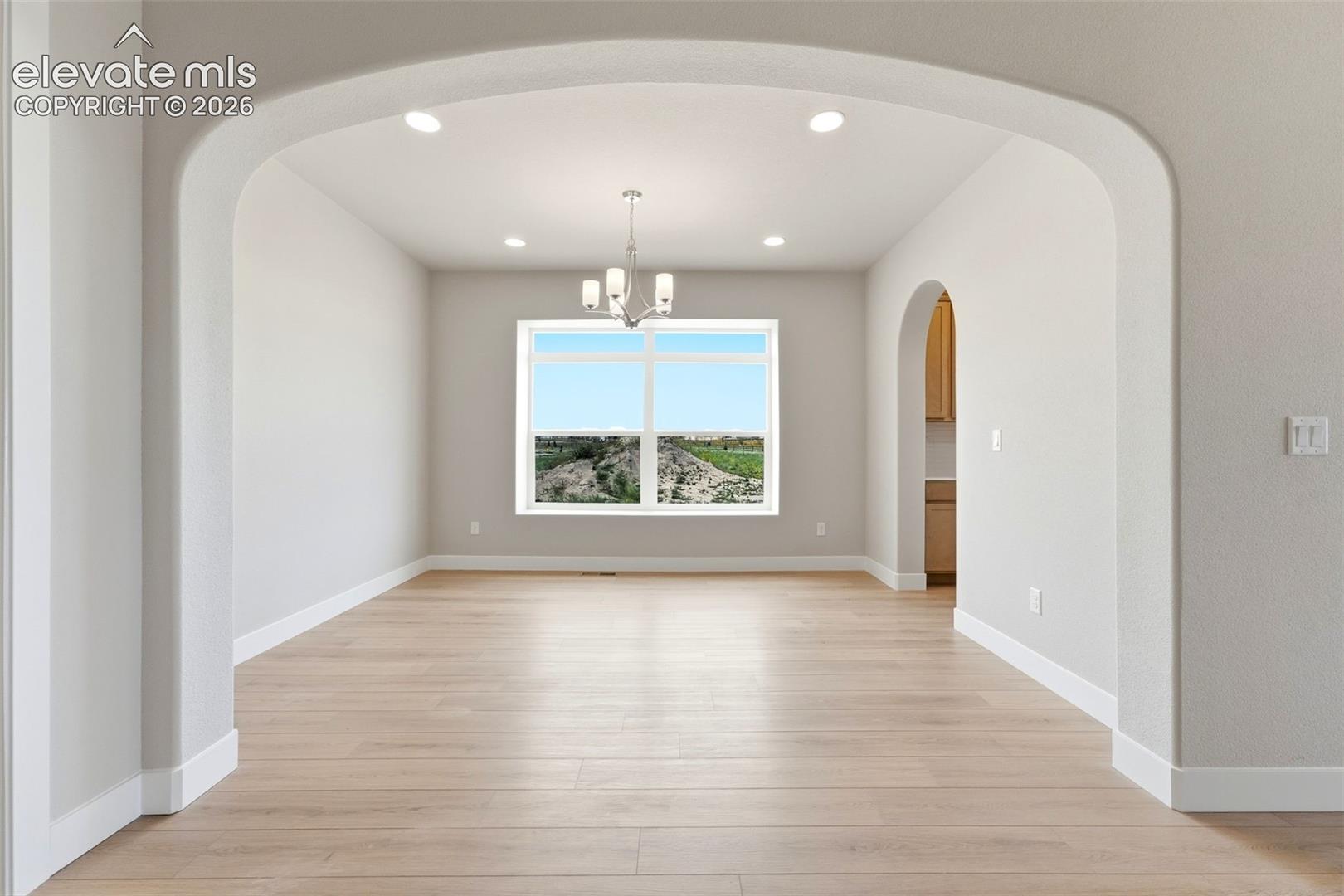 Listing photo 7 for 13513 Crooked Hill Drive
