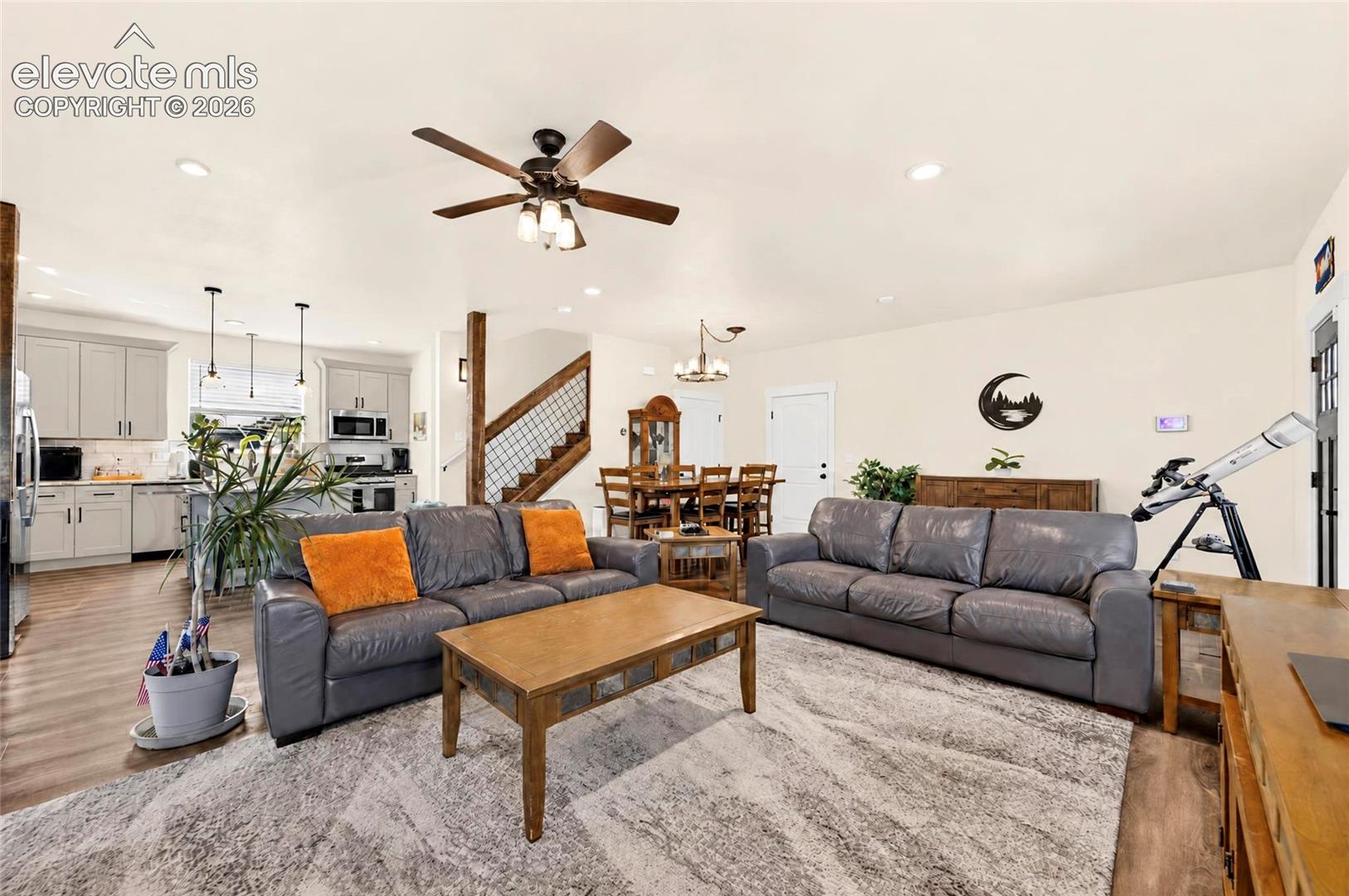 Listing photo 5 for 258 Turnabout Lane