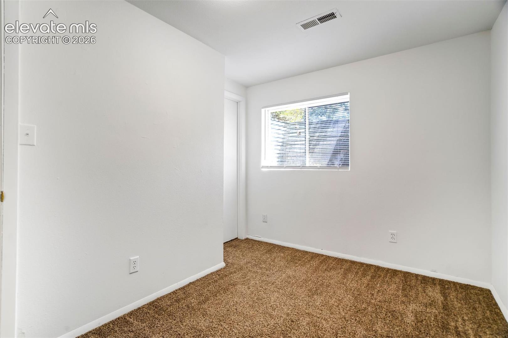 Listing photo 21 for 2408 Tucci Lane