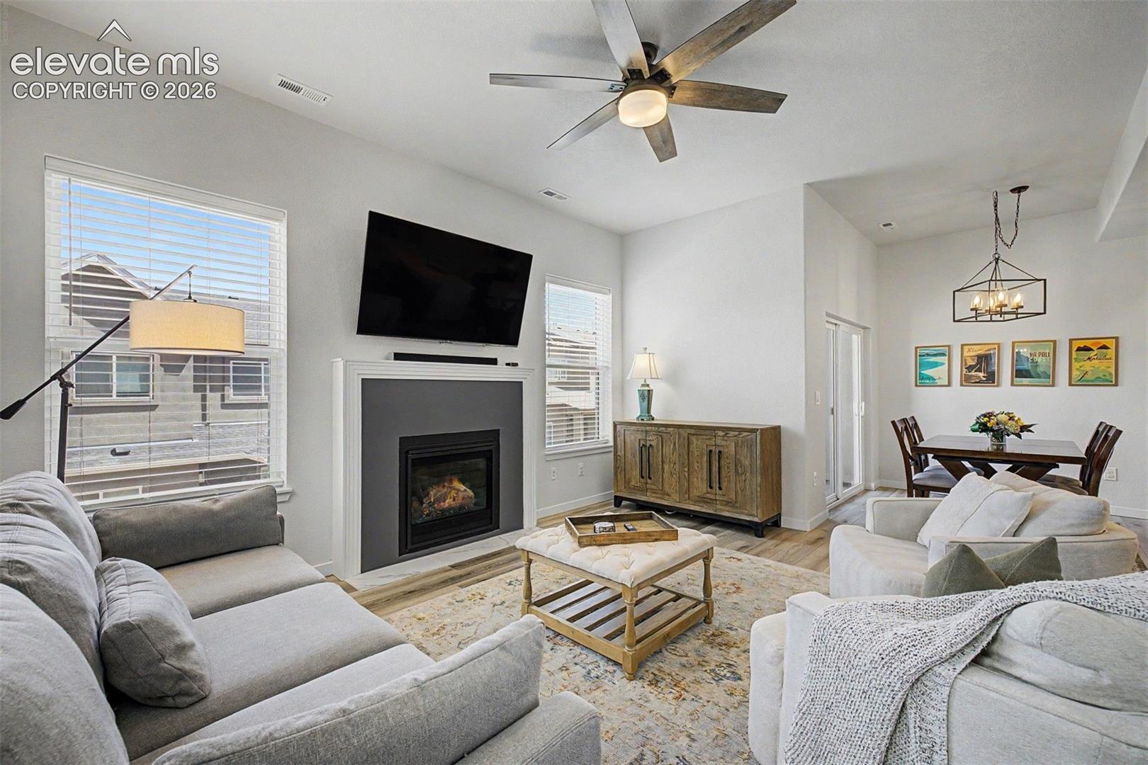 Listing photo 14 for 5675 Villa Lorenzo Drive