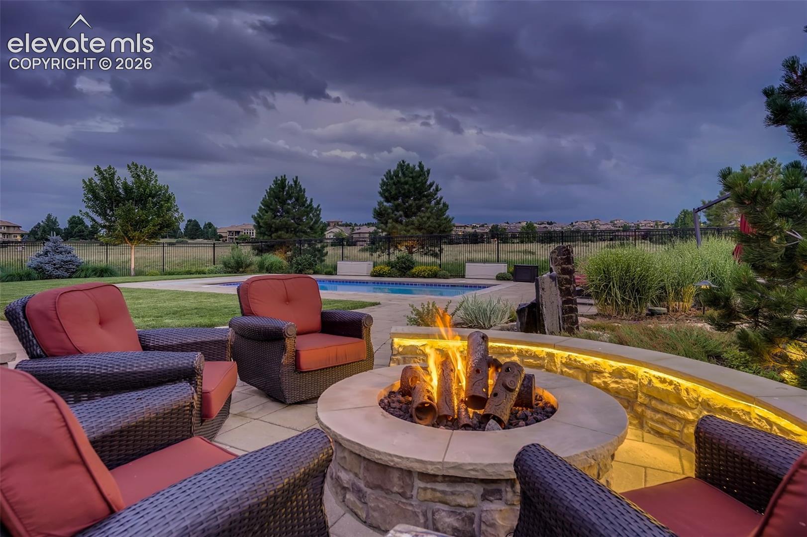 Listing photo 9 for 5671 Campina Way