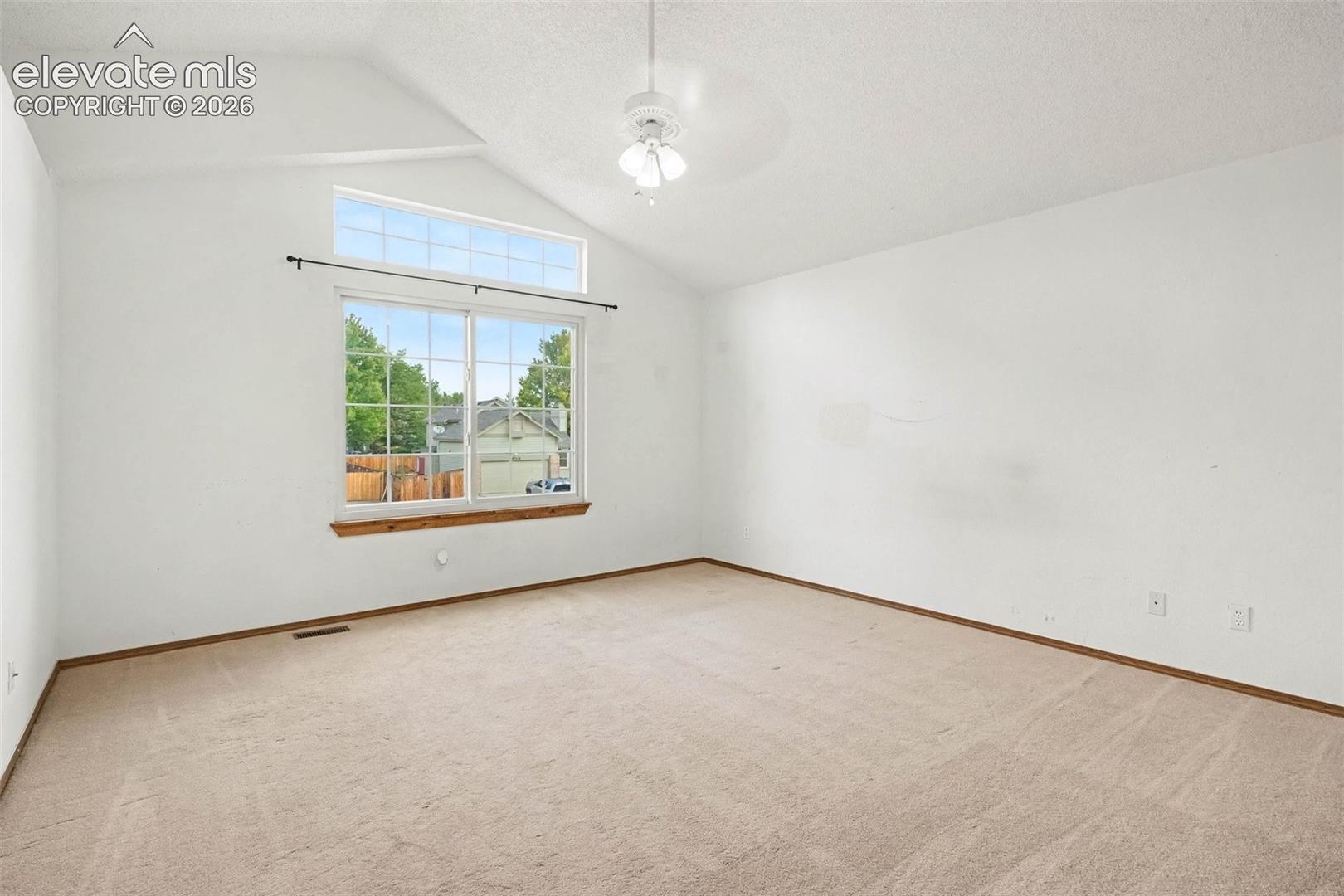 Listing photo 13 for 9419 Daystar Terrace