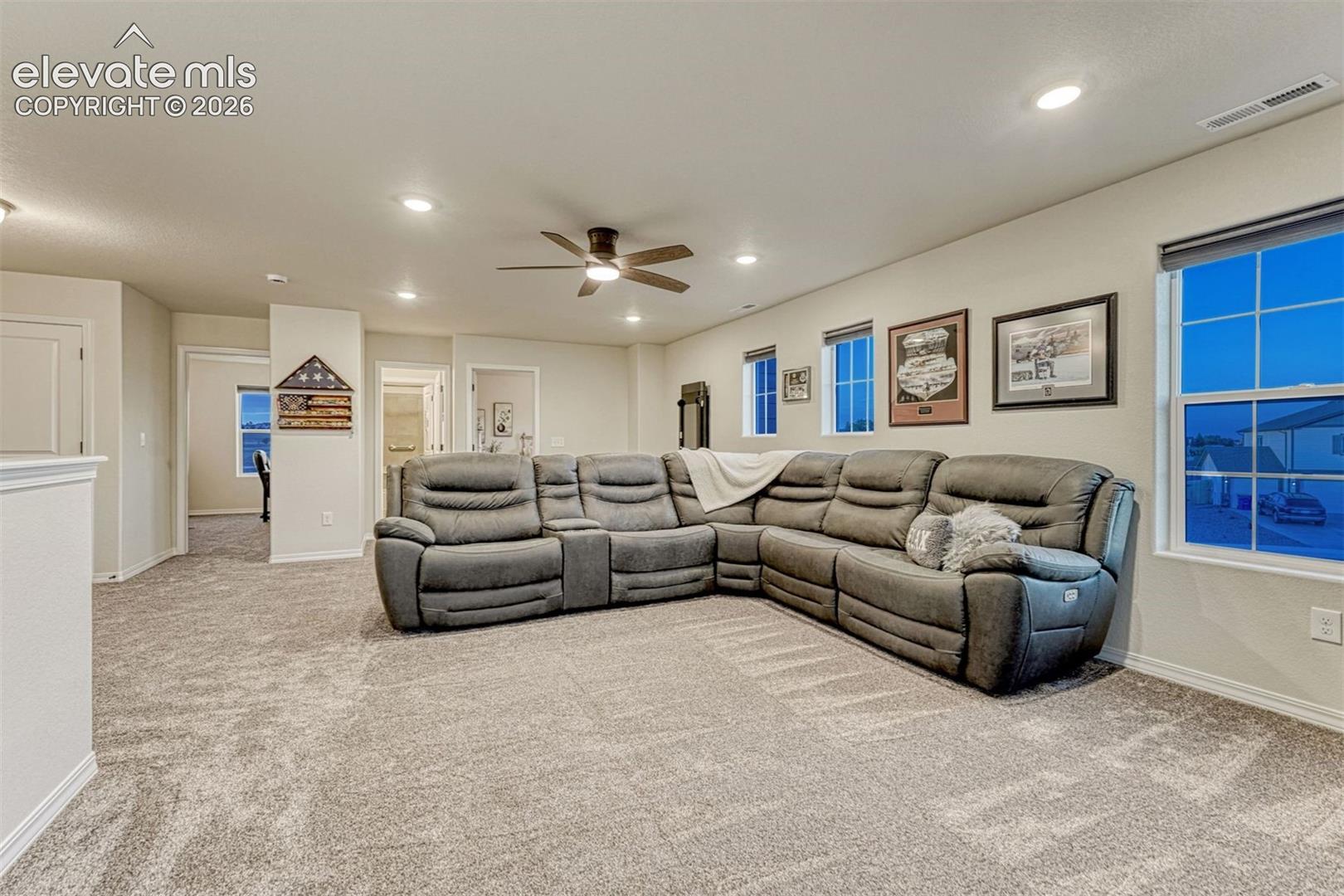 Listing photo 28 for 8268 Sophia Lane