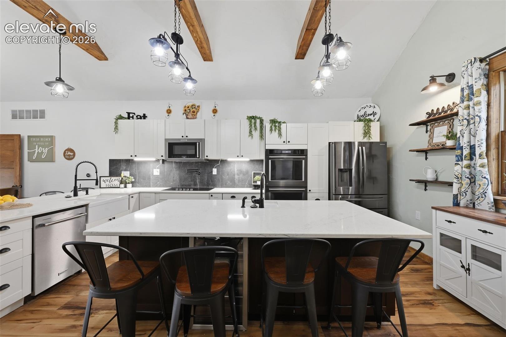 Listing photo 7 for 294 Vista De Agua Road