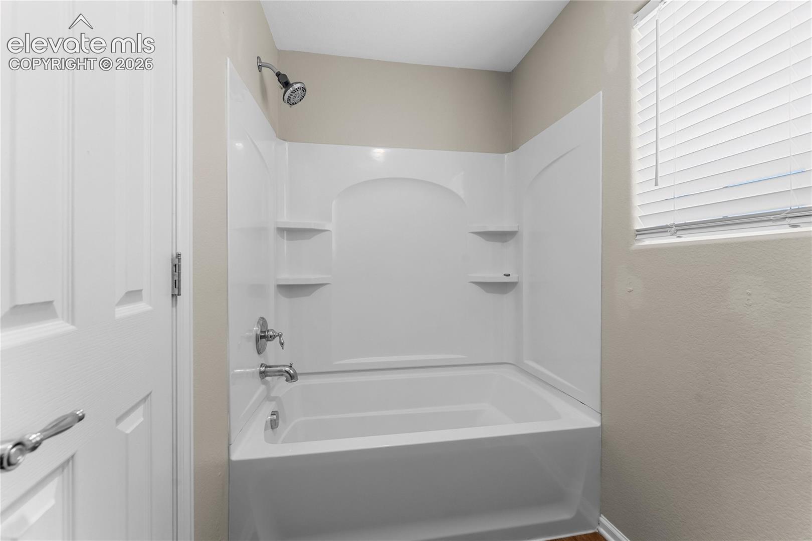 Listing photo 22 for 8140 Elk River View