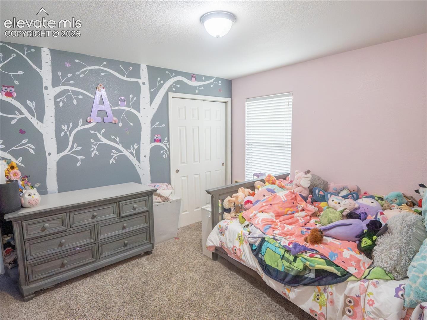 Listing photo 12 for 8806 Silver Glen Drive