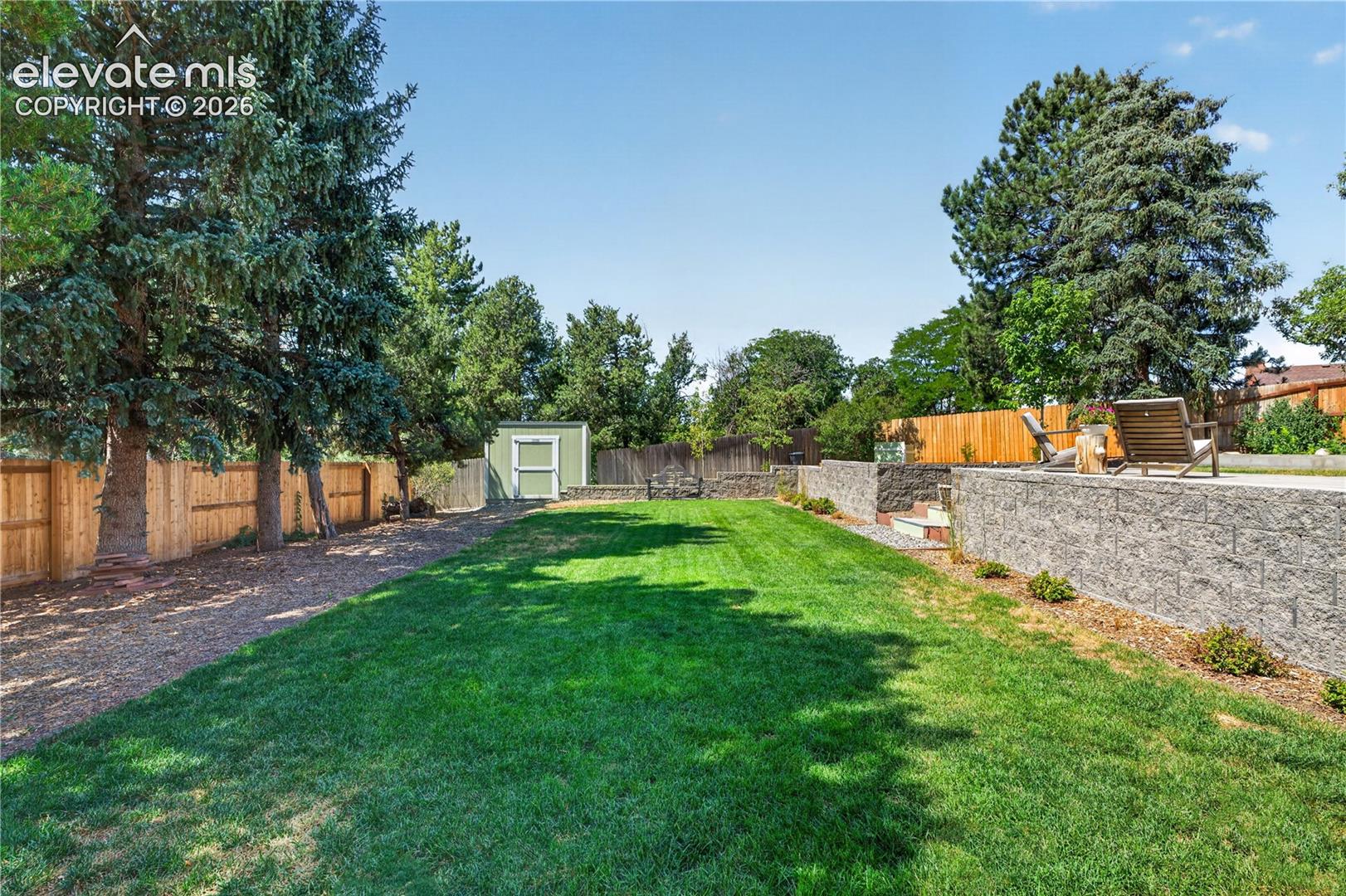 Listing photo 38 for 369 Burgess Drive