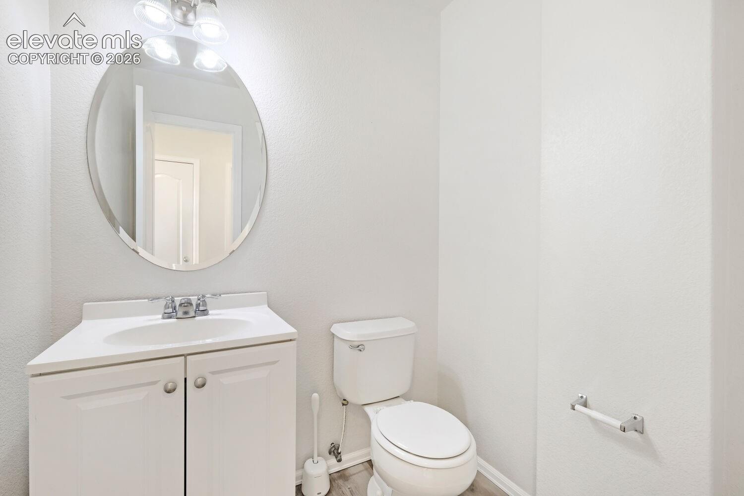 Listing photo 9 for 10025 everglades Drive