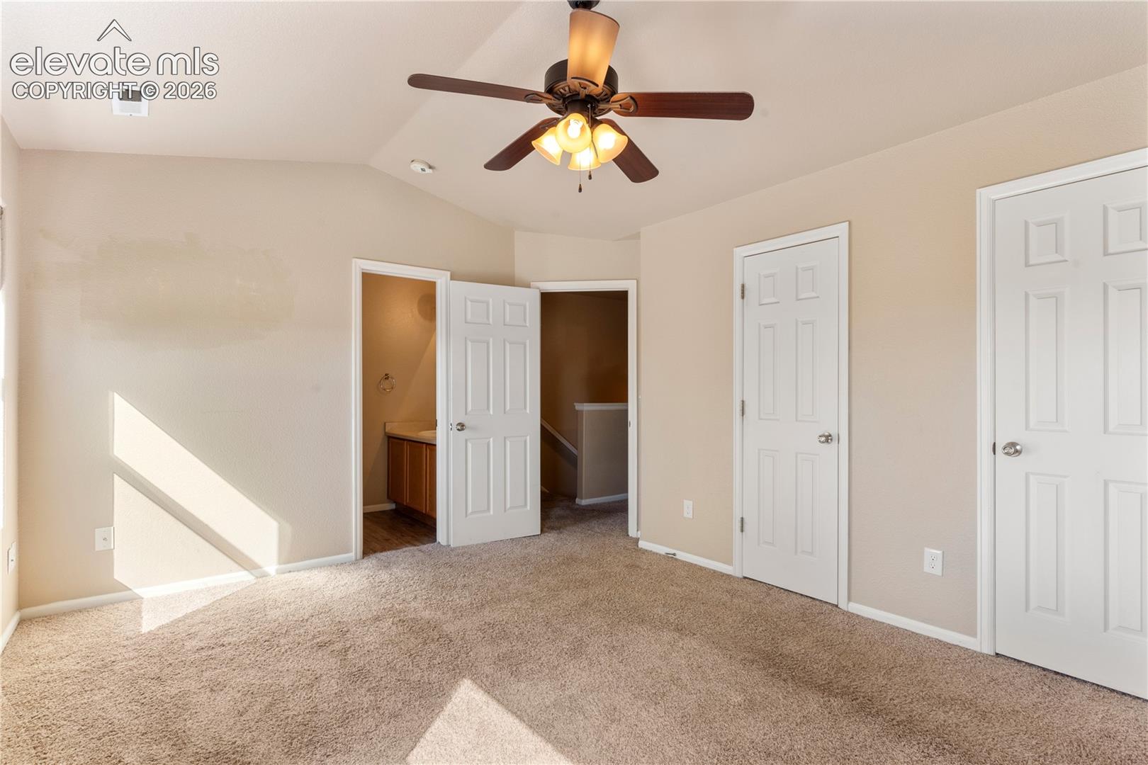 Listing photo 12 for 7698 Sandy Springs Point