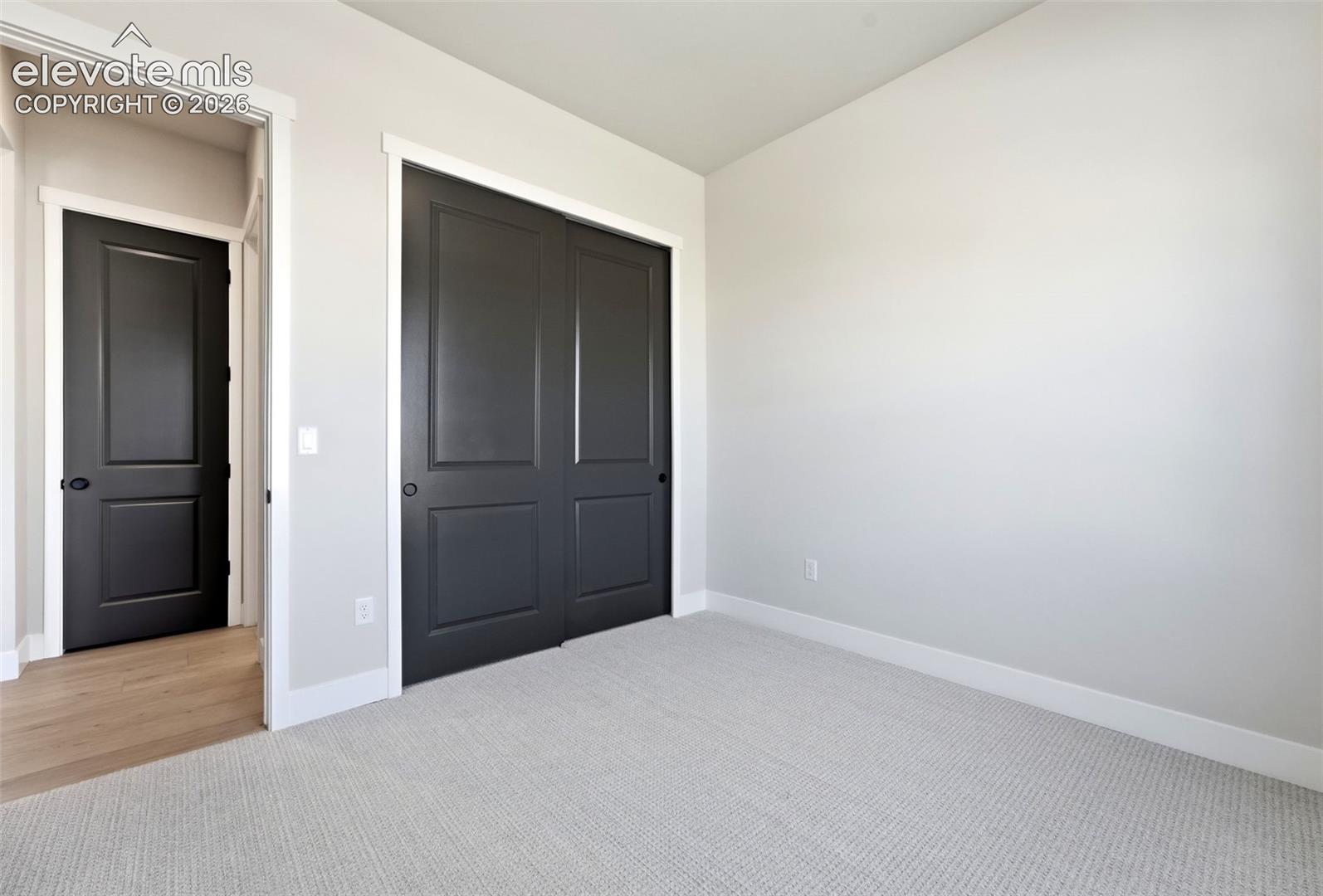 Listing photo 6 for 2429 Sangria Court