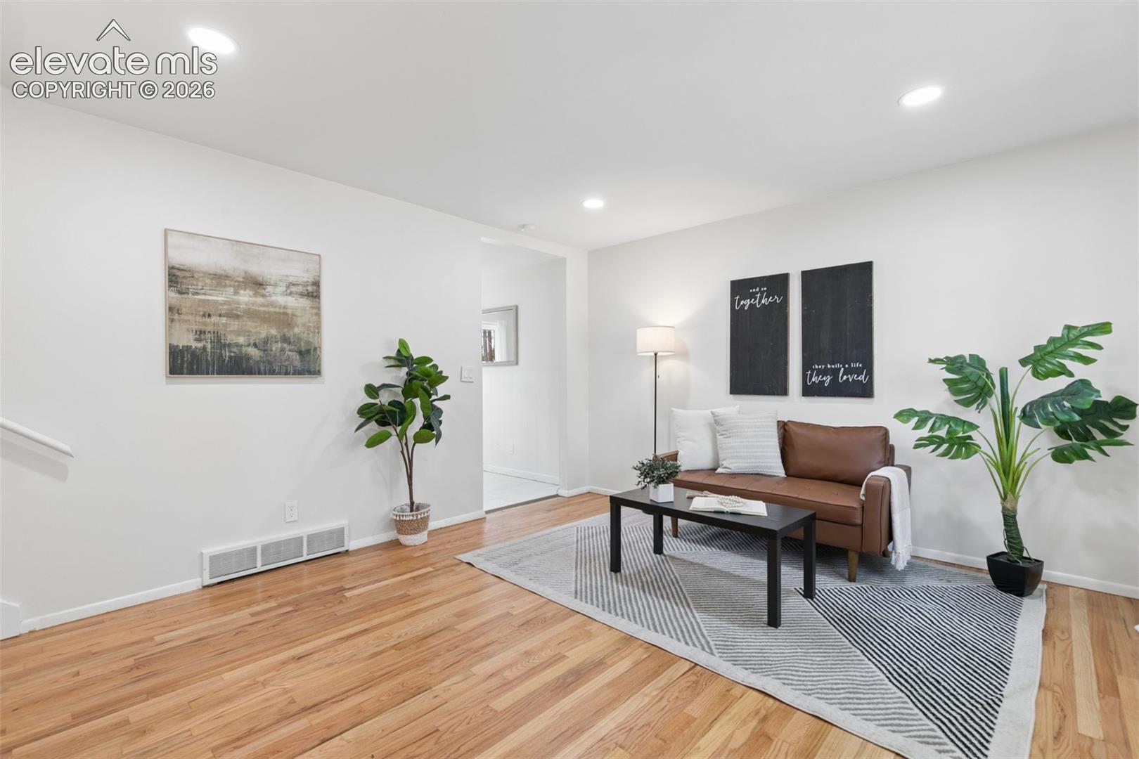 Listing photo 8 for 1501 Newcastle Street