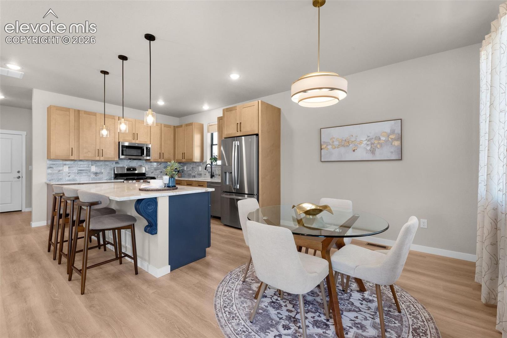 Listing photo 14 for 11047 Shelter Creek Drive
