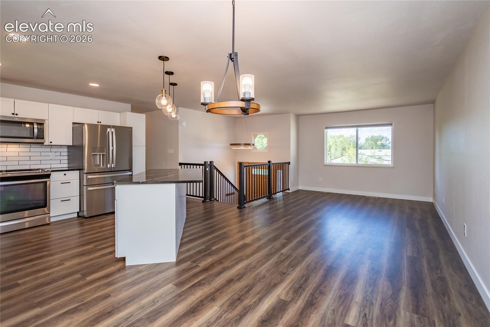 217 Cielo Vista Street, photo 4